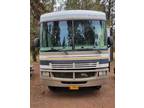 2005 Fleetwood Bounder 32W