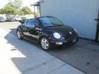 2004 Volkswagen New Beetle Convertible GL 2dr Convertible