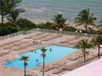 Hallandale Beach 1BR 1.5BA, Facilities: Swimming Pool