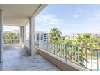 711 Crandon Boulevard, Unit PH2, Key Biscayne, FL 33149