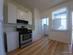 Awesome North Beach Remodeled Top Floor 3bd w/ W/D in Unit!