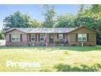 2406 Hillmont Dr Murfreesboro, TN -