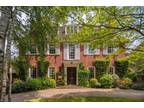 6 bedroom detached house for sale in Spaniards Close, Hampstead Garden Suburb