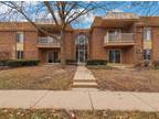 906 W Alleghany Dr #2A Arlington Heights, IL 60004 - Home For Rent