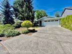 8831 SW 52nd Ave Portland, OR -