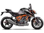 2021 KTM 1290 Super Duke R