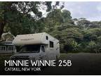 Winnebago Minnie Winnie 25B Class C 2015