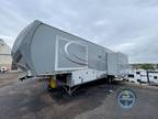 2017 Highland Ridge RV Roamer 348RL 36ft