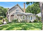 360 Old Stone Highway, East Hampton, NY 11937