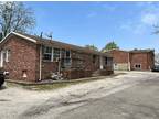 345 E Main St unit 345 Ladoga, IN 47954 - Home For Rent