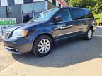 2014 Chrysler Town and Country Touring