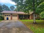 263 Elks St Winder, GA