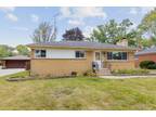 2008 West Lincoln Street, Mount Prospect, IL 60056