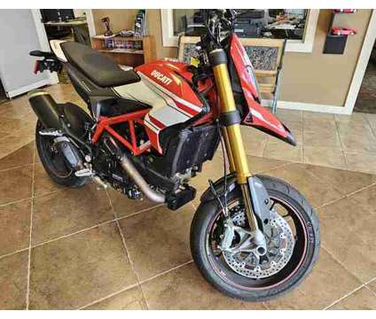 2018 Ducati Hypermotard 939 for sale is a Red 2018 Ducati Hypermotard Motorcycle in Topeka KS