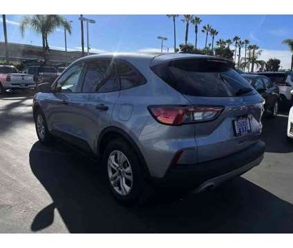 2022UsedFordUsedEscapeUsedFWD is a Blue, Silver 2022 Ford Escape Car for Sale in Hawthorne CA