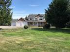 4 bedroom home on Large 5 acre lot country.