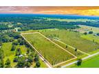 86 acres on a paved road Lake City, FL
