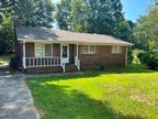 411 Cade St Hartwell, GA