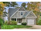 25 Lake Drive, Southampton, NY 11968