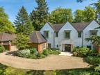 6 bedroom detached house for sale in Grayshott, Hindhead, Hampshire, GU26