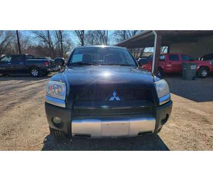 2006 Mitsubishi Raider Double Cab for sale is a Black 2006 Mitsubishi Raider Car for Sale in Red Oak TX