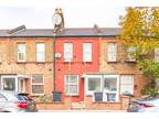 3 Bedroom Flat to Rent in Moselle Avenue, Wood Green, N22