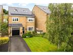 Leyfield, Baildon, West Yorkshire 4 bed detached house for sale -