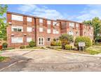 2 bedroom Flat for sale, Greenacre Court, Englefield Green, TW20