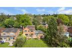 5 bedroom detached house for sale in Kenilworth Road, Balsall Common