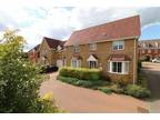 4 bedroom detached house for sale in Chaucer Close, Stowmarket, IP14 1GH, IP14