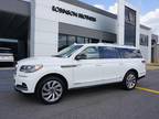 2023 Lincoln Navigator L White, 25 miles