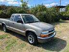 1999 Chevrolet S-10 2WD LS Ext Cab