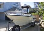 2007 Boston Whaler 210 Outrage