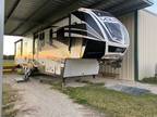 2015 Dutchmen Voltage Epic M-3970 Toy Hauler 43ft