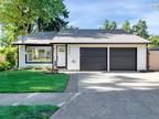 9323 SW Klamath Ct