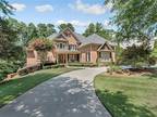 6805 Laurel Oak Dr