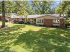 494 Trailwood Dr Ballwin, MO