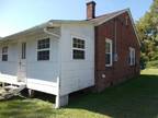 Home For Sale In Middlesboro, Kentucky