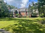 600 Broadsmoore Drive, Lake Forest, IL 60045