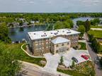 N52-w35002 Lake Drive, Unit 301, Oconomowoc, WI 53069