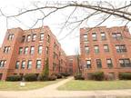 137 W Oak St unit W5 Chicago, IL 60610 - Home For Rent