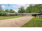 4210 Oakcrest Drive Lorain, OH