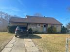Brentwood, Suffolk County, NY House for sale Property ID: 416777018
