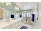 Condo For Sale In Sarasota, Florida