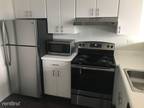 2 Bedroom 2 Bath In Chicqgo IL 60611