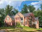 6649 Tansey Dr Falls Church, VA 22042 - Home For Rent