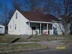 130 S Walnut Ave ,