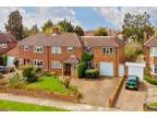 4 bedroom semi-detached house for sale in New Greens Avenue, St. Albans, AL3