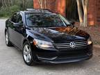 2012 Volkswagen Passat 2.5L SE w/Sunroof SEDAN 4-DR