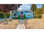 Arbor Heights Charmer - 3 bedrooms + den